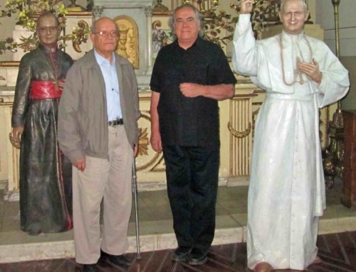 Recordando a  Juan Pablo II  y a  José Salazar López. Al cumplirse  los 40 años de su visita a México. Esculturas en bronce de Carlos Terrés en Guadalajara