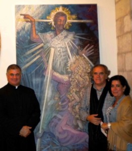 El Padre Juan Maria Solana L.c. con el lienzo “no le me tangere” que luce el “Pontifical Institute, Notre Dame of Jerusalem Center”, el Pintor Mexicano Carlos Terres con su esposa Elvia, en la ciudad de Jerusalén.